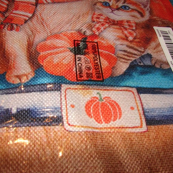 "Y-37"Welcome garden flag - Picture 3 of 3